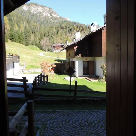 Ai Margini Del Bosco Apartment *